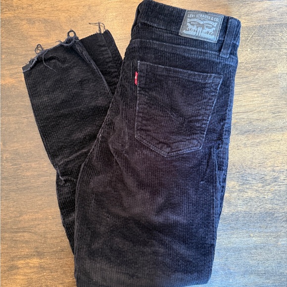 Levi's Black Corduroy Womans Jeans - Picture 1 of 4